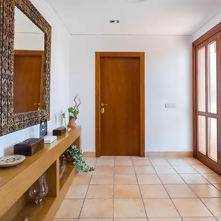 Apartment Luny *